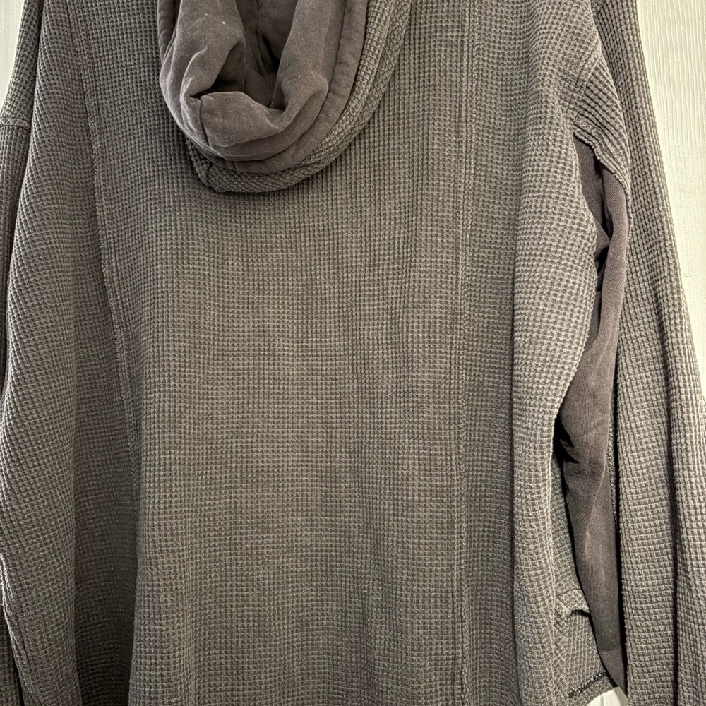 American Eagle Gray Waffle Knit Jacket - Picture 3 of 4